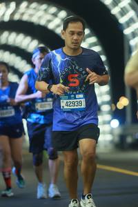 BIB: 41075, 42939
                            <button type="button" onclick="openModal(20792955)" class="btn btn-primary btn-sm float-right btn-popup" data-toggle="modal" data-target=".modal-high-quality">
                        <i class="fas fa-shopping-cart"></i> Add to Cart
                    </button>
                                            <button type="button" onclick="isThisMe(20792955, true)" class="btn btn-success btn-sm float-right btn-popup btn-isme hidden" data-toggle="tooltip" data-placement="bottom" title="นี่คือรูปของคุณใช่ไหม คลิกที่นี่เพื่อเอาเข้าอัลบั้ม">
                        <i class="fas fa-plus"></i> Add to album
                    </button>
                    <button type="button" onclick="isThisMe(20792955, false)" class="btn btn-warning btn-sm float-right btn-popup btn-isnotme hidden">
                        <i class="fas fa-ban"></i> Remove from album
                    </button>